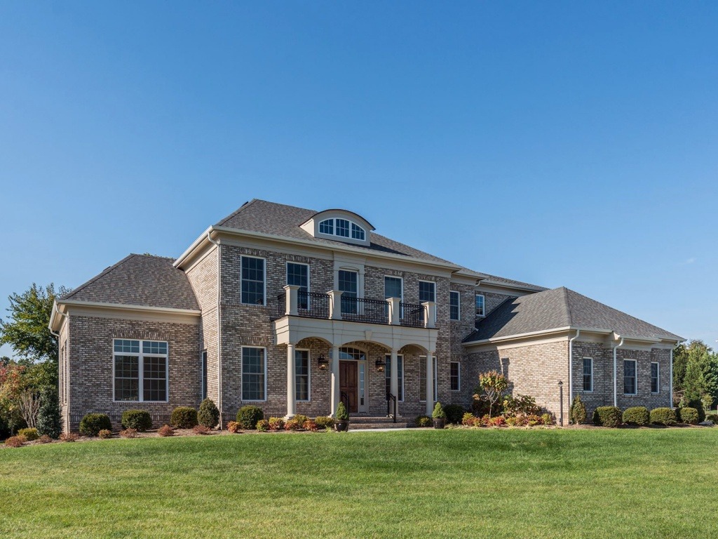 The front elevation of the Grayson on Fallsgate Homesite 4. Some optional features shown.