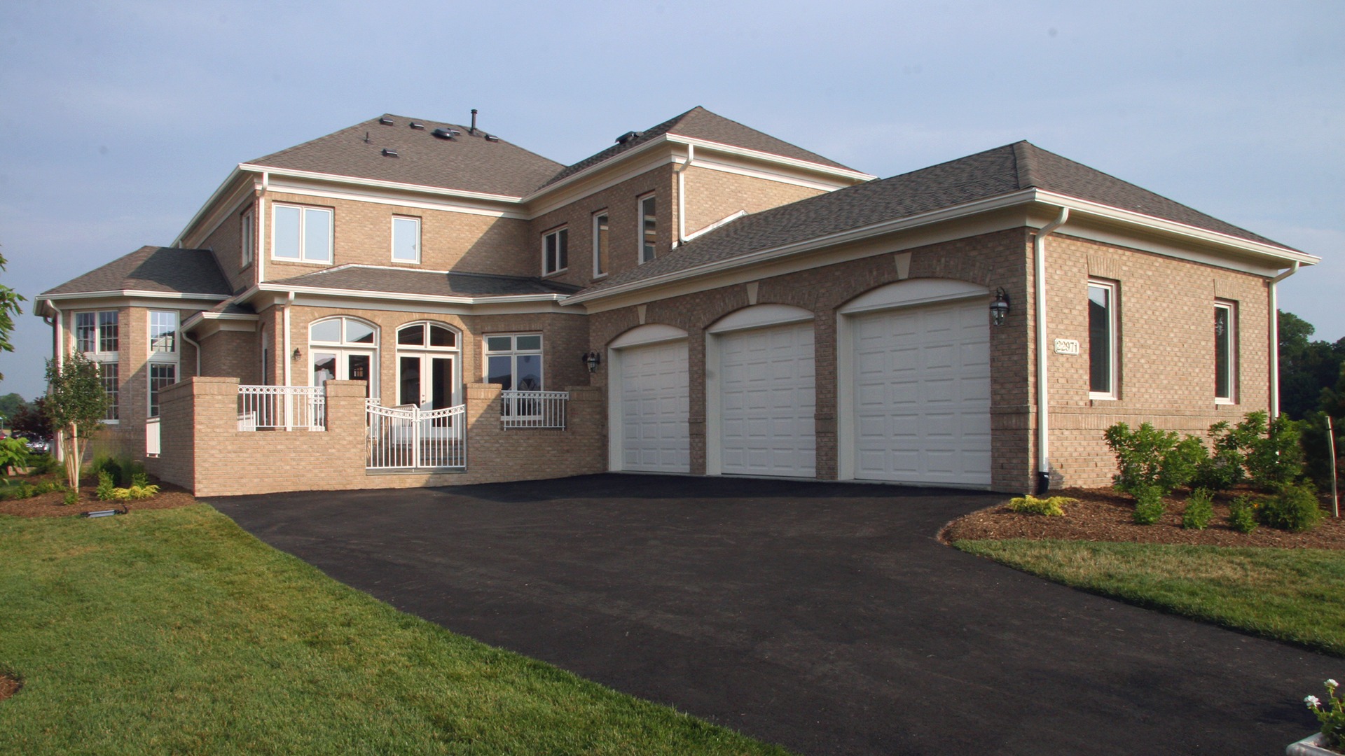 The Rear Elevation of the Hampton model in Brambleton. Some options shown.