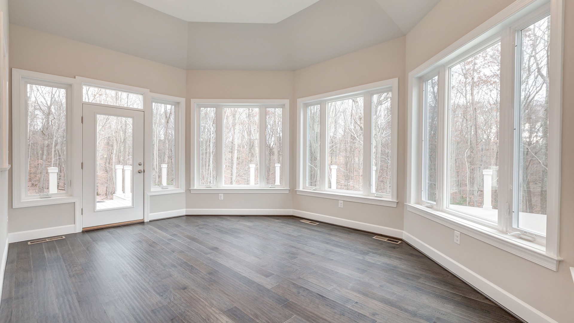 The Sunroom in the Winthrop on Lot 4 at Thompson's Crossing.