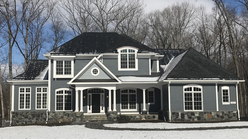 An example of a contemporary farmhouse home.