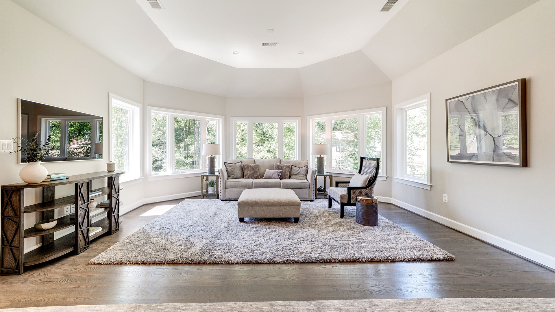 Expanded Owner's Sitting Room